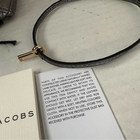 Marc Jacobs Leather Bag Astor metallic silver quilted Dustbag, Key, Cards, ta… - Picture 9 of 13